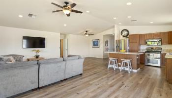 1  Makahakaha Loop , Wailuku home - photo 6 of 37