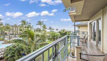 The Ritz Carlton Residences condo # 1614-1616, Lahaina, Hawaii - photo 4 of 40