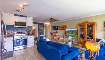 Waipuilani condo # 304, Kihei, Hawaii - photo 6 of 36