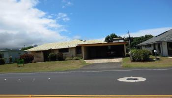 102  W Wakea Ave Kahuluiu, Kahului home - photo 2 of 23