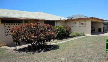 102  W Wakea Ave Kahuluiu, Kahului home - photo 4 of 23