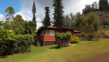 1045  Queens St Lanai, Lanai home - photo 2 of 14