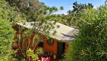 106  Hikiau Rd , Haiku home - photo 2 of 41