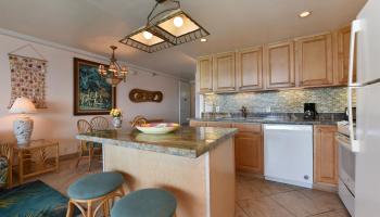 Maui Kai condo # 205, Lahaina, Hawaii - photo 4 of 46