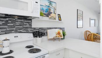 Puuone Towers and Plaza condo # 207, Wailuku, Hawaii - photo 1 of 44