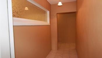 Puuone Towers and Plaza condo # 218, Wailuku, Hawaii - photo 4 of 10