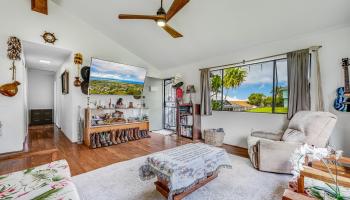 1088  Mamalu Pl , Makawao/Olinda/Haliimaile home - photo 6 of 50