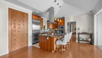 11  Pua Niu Way Launiupoko, Lahaina home - photo 5 of 40