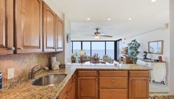 Mahana condo # 915, Lahaina, Hawaii - photo 4 of 42
