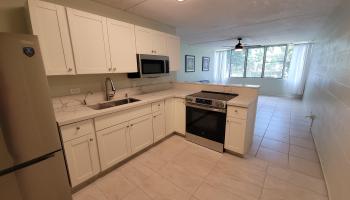 Harbor Lights condo # B-213, Kahului, Hawaii - photo 5 of 28