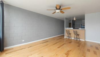 Harbor Lights condo # C-409, Kahului, Hawaii - photo 3 of 24