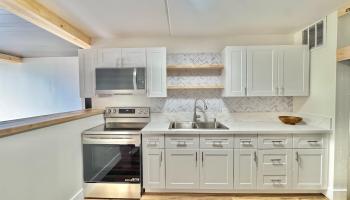 Harbor Lights condo # D-321, Kahului, Hawaii - photo 3 of 29