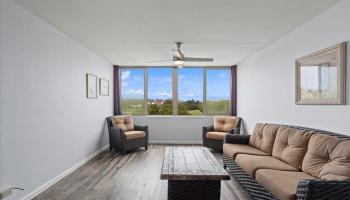 Harbor Lights condo # D 412, Kahului, Hawaii - photo 3 of 37