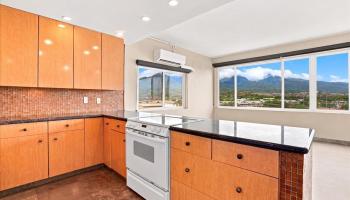 Parkview Square condo # 407, Wailuku, Hawaii - photo 4 of 46