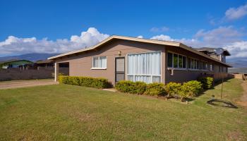 124  Molokai Akau St Kahului, Kahului home - photo 2 of 34