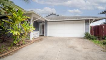 135  Poniu Cir , Wailuku home - photo 4 of 37