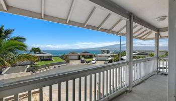 1353  Kakae Pl , Wailuku home - photo 5 of 50