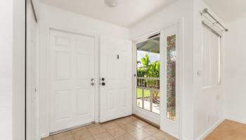 1366  Kawika St Waikapu, Wailuku home - photo 4 of 36