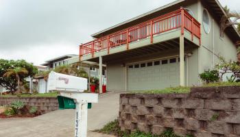 1373  Kilou St , Wailuku home - photo 3 of 50