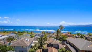 1380  Kilou St Waiehu, Wailuku home - photo 6 of 43