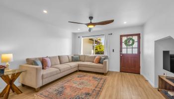 1395  Hiahia St , Wailuku home - photo 6 of 50