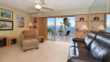 Lahaina Roads condo # 312, Lahaina, Hawaii - photo 3 of 14