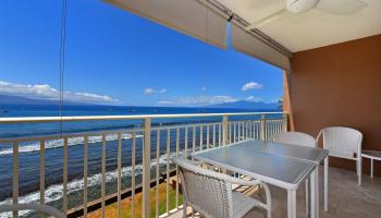 Lahaina Roads condo # 403, Lahaina, Hawaii - photo 3 of 30