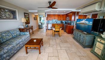 Lahaina Roads condo # 408, Lahaina, Hawaii - photo 3 of 28