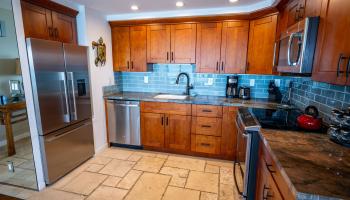 Lahaina Roads condo # 408, Lahaina, Hawaii - photo 6 of 28