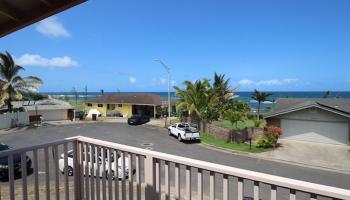 1433  Hiahia Pl , Wailuku home - photo 3 of 17
