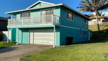 1433  Hiahia Pl , Wailuku home - photo 4 of 17