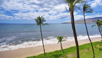 Sugar Beach Resort condo # 519, Kihei, Hawaii - photo 4 of 20