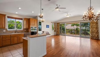 147  Hoohale St Kilohana Ridge, Kihei home - photo 6 of 50