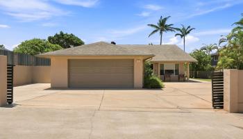 148  E Alulike St North Kihei, Kihei home - photo 4 of 42
