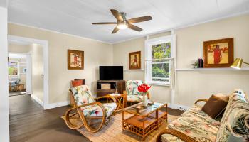 1482  Honoapiilani Hwy , Wailuku home - photo 3 of 43