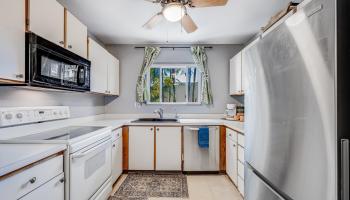 Haleakala Gardens condo # 15D, Kihei, Hawaii - photo 6 of 28