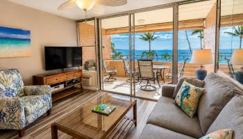 Island Sands condo # 303, Wailuku, Hawaii - photo 3 of 26
