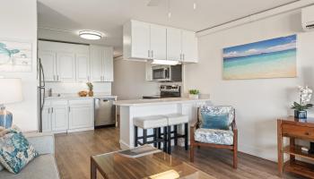 Island Sands condo # 303, Wailuku, Hawaii - photo 6 of 32