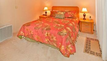 Island Sands condo # 305, Wailuku, Hawaii - photo 6 of 10