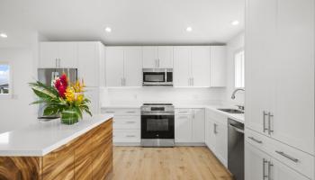 151  Walua Pl , Kihei home - photo 2 of 30