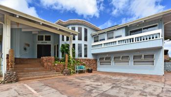 1579 Lokia St , Lahaina home - photo 1 of 30 1579 Lokia St , Lahaina home - photo 1 of 30