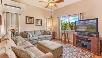 158 Iao Loop , Wailuku home - photo 4 of 30 158 Iao Loop , Wailuku home - photo 4 of 30