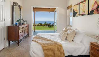 16  Kumu Niu Pl Launiupoko, Lahaina home - photo 3 of 39