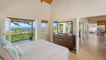 16  Kumu Niu Pl Launiupoko, Lahaina home - photo 6 of 39