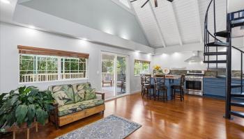 16  Makani Rd Makawao, Makawao/Olinda/Haliimaile home - photo 4 of 44