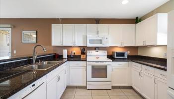 161  Iao Loop Wailuku Parkside, Wailuku home - photo 3 of 46