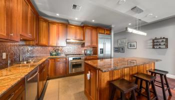 Wailea Town Center condo # C-203, Kihei, Hawaii - photo 6 of 50