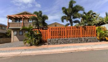 165 Akai St , Kihei home - photo 1 of 30 165 Akai St , Kihei home - photo 1 of 30