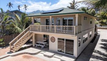 167  Lower Waiehu Beach Rd , Wailuku home - photo 2 of 38