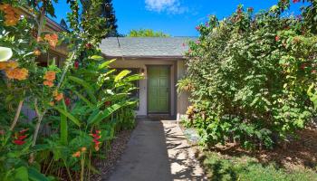 1672  Kahaone Pl Waiohuli Estates, Kihei home - photo 2 of 47